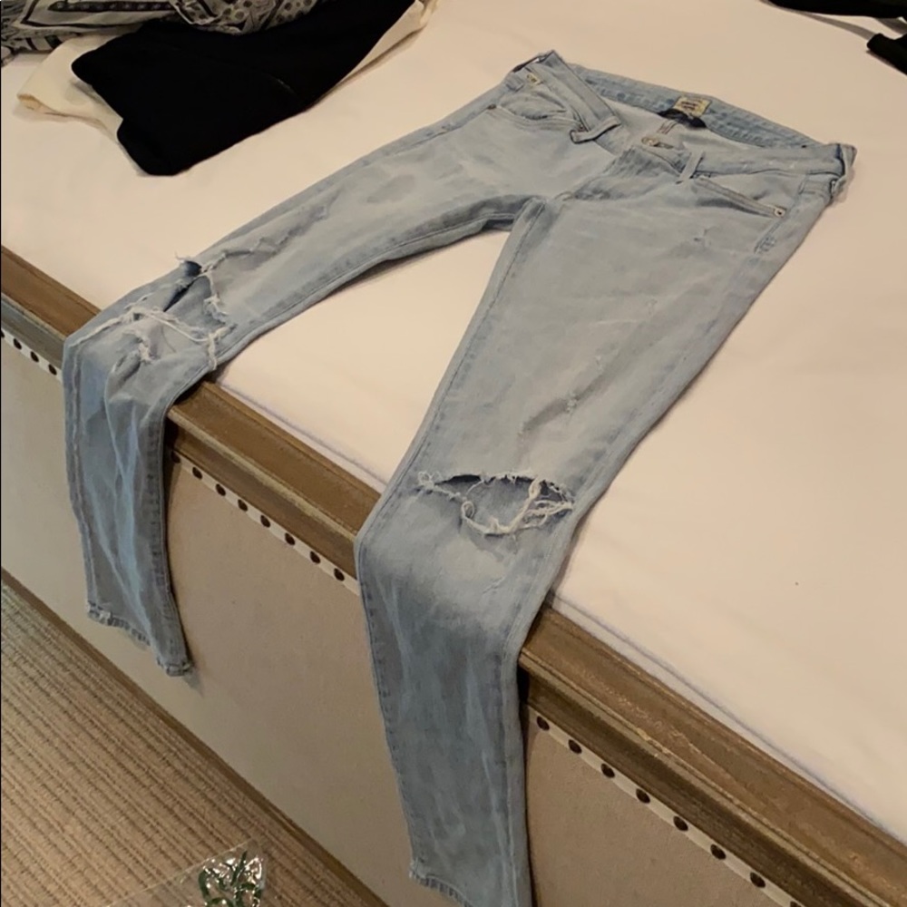 JEANS - Picture 2 of 3